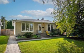 Photo 1: 804 Oxford Street in Winnipeg: River Heights South Residential for sale (1D)  : MLS®# 202222394