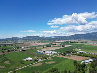 Photo 11: 39730 OLD YALE Road in Abbotsford: Sumas Prairie Land for sale : MLS®# R2877038