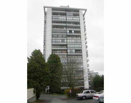 Main Photo: 904 650 16 ST in West Vancouver: Ambleside Condo for sale in "WESTSHORE PLACE" : MLS®# V560564