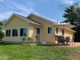 Photo 1: 89 Lower Road in Pictou Landing: 108-Rural Pictou County Residential for sale (Northern Region)  : MLS®# 202222526