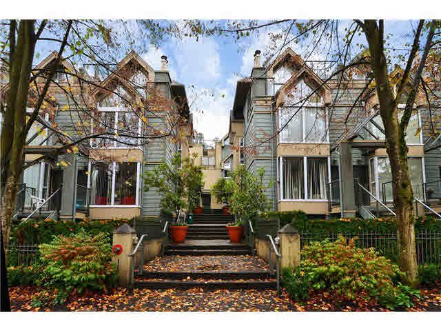 Main Photo: 3015 LAUREL Street in Vancouver: Fairview VW Townhouse for sale (Vancouver West)  : MLS®# V1089768