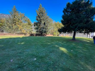 Photo 3: 20 63071 FLOOD HOPE Road: Hope Manufactured Home for sale in "The Cedars Mobile Home Park" (Hope & Area)  : MLS®# R2859425