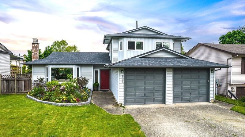 FEATURED LISTING: 21233 92A Avenue Langley