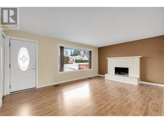 Photo 5: 4574 Gordon Drive in Kelowna: House for sale : MLS®# 10306942