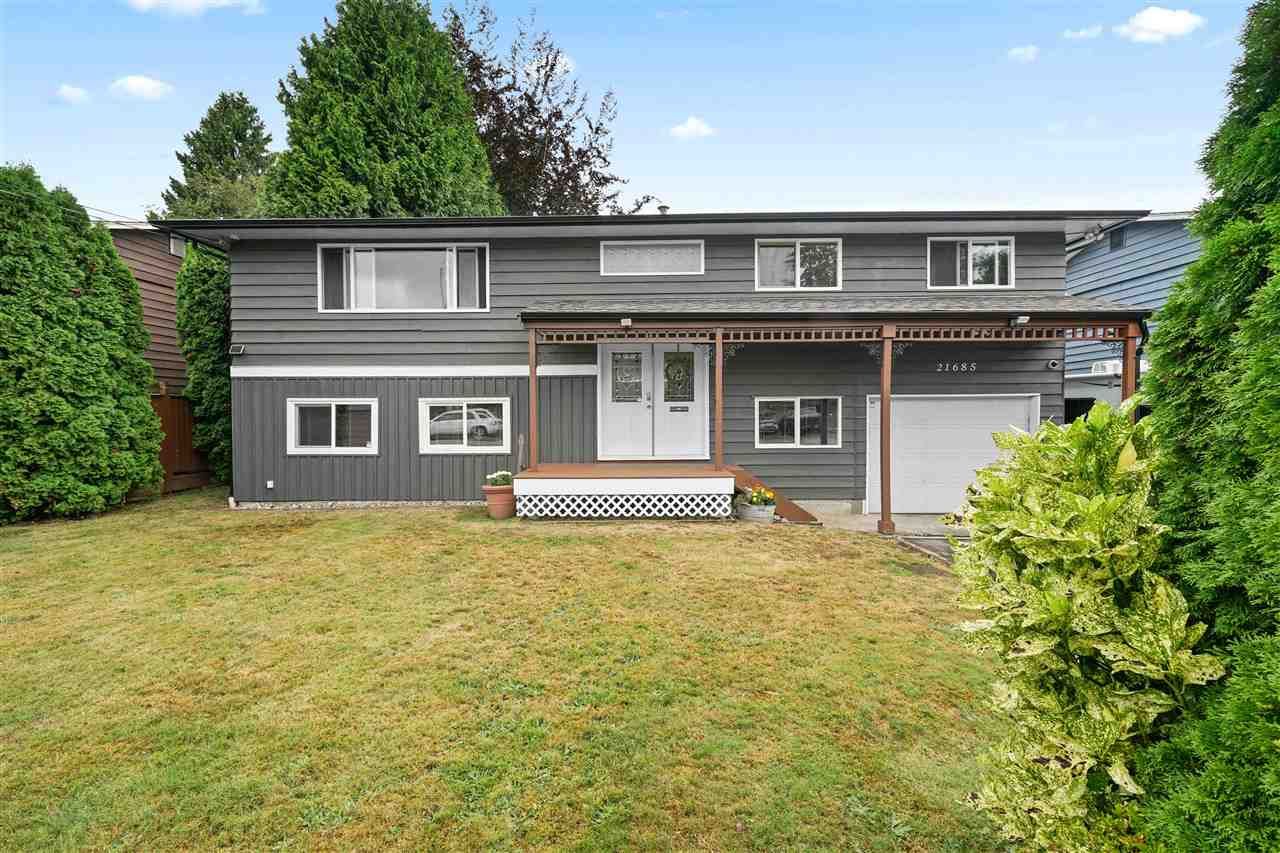 Main Photo: 21685 123 Avenue in Maple Ridge: West Central House for sale in "WEST MAPLE RIDGE" : MLS®# R2485296