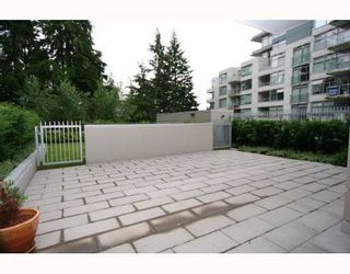 Photo 2: TH2 9266 UNIVERSITY Crescent in Burnaby: Simon Fraser Univer. Townhouse for sale in "AURORA" (Burnaby North)  : MLS®# V720109