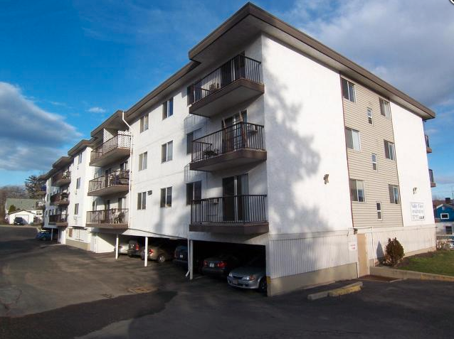 Multi-family apartment building for sale Vernon BC, bc Multi-family apartment building for sale