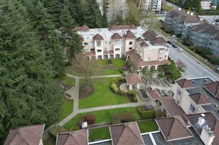 Photo 2: 303 515 WHITING Way in Coquitlam: Coquitlam West Condo for sale in "Brookside Manor" : MLS®# R2870519