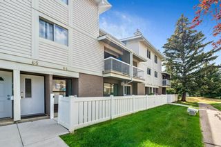 Main Photo: 64 3015 51 Street SW in Calgary: Glenbrook Row/Townhouse for sale : MLS®# A1251595