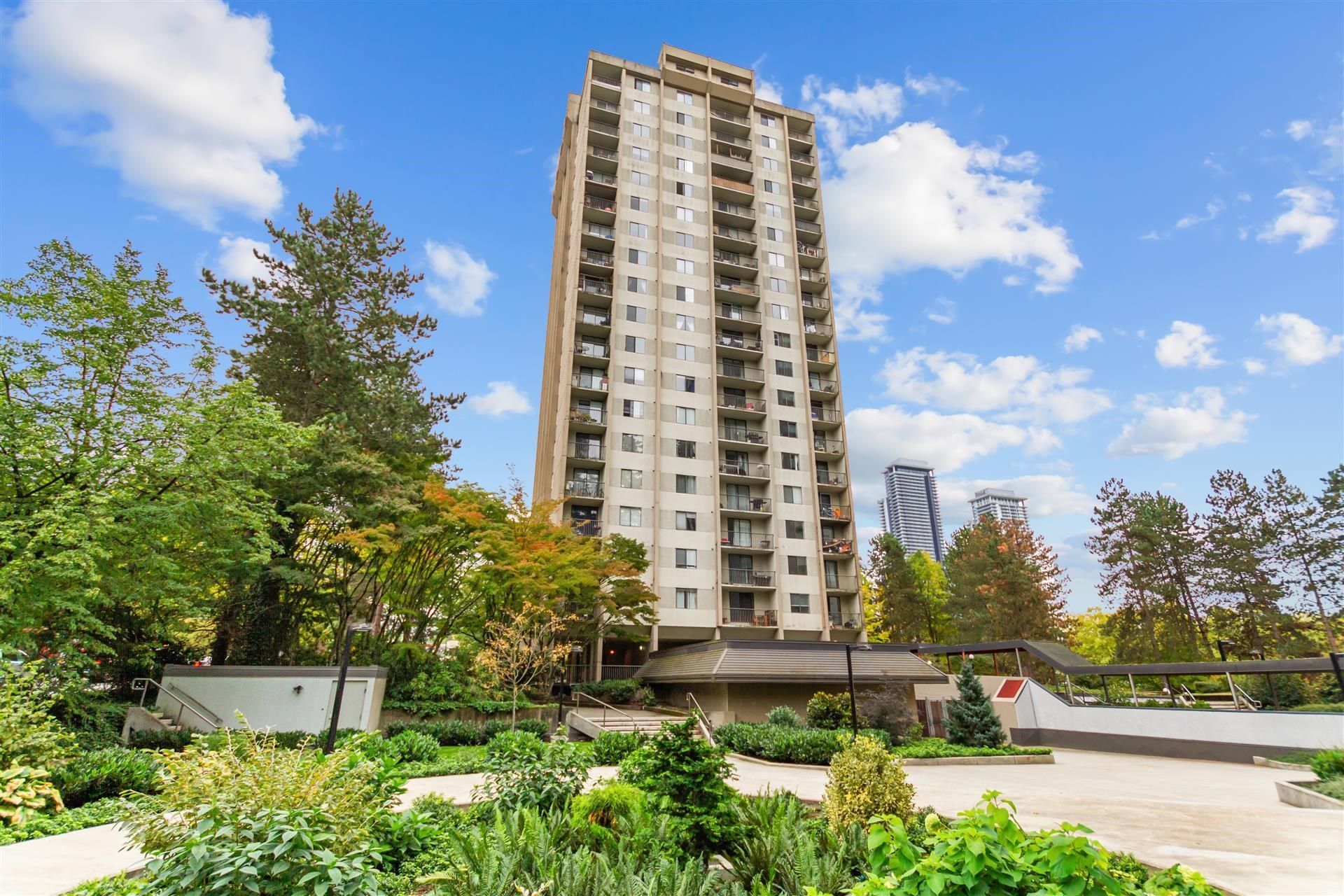 Main Photo: 405 9595 ERICKSON Drive in Burnaby: Sullivan Heights Condo for sale in "Cameron Tower" (Burnaby North)  : MLS®# R2822265