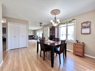 Photo 9: 410 McGillivray Street in Outlook: Residential for sale : MLS®# SK898271
