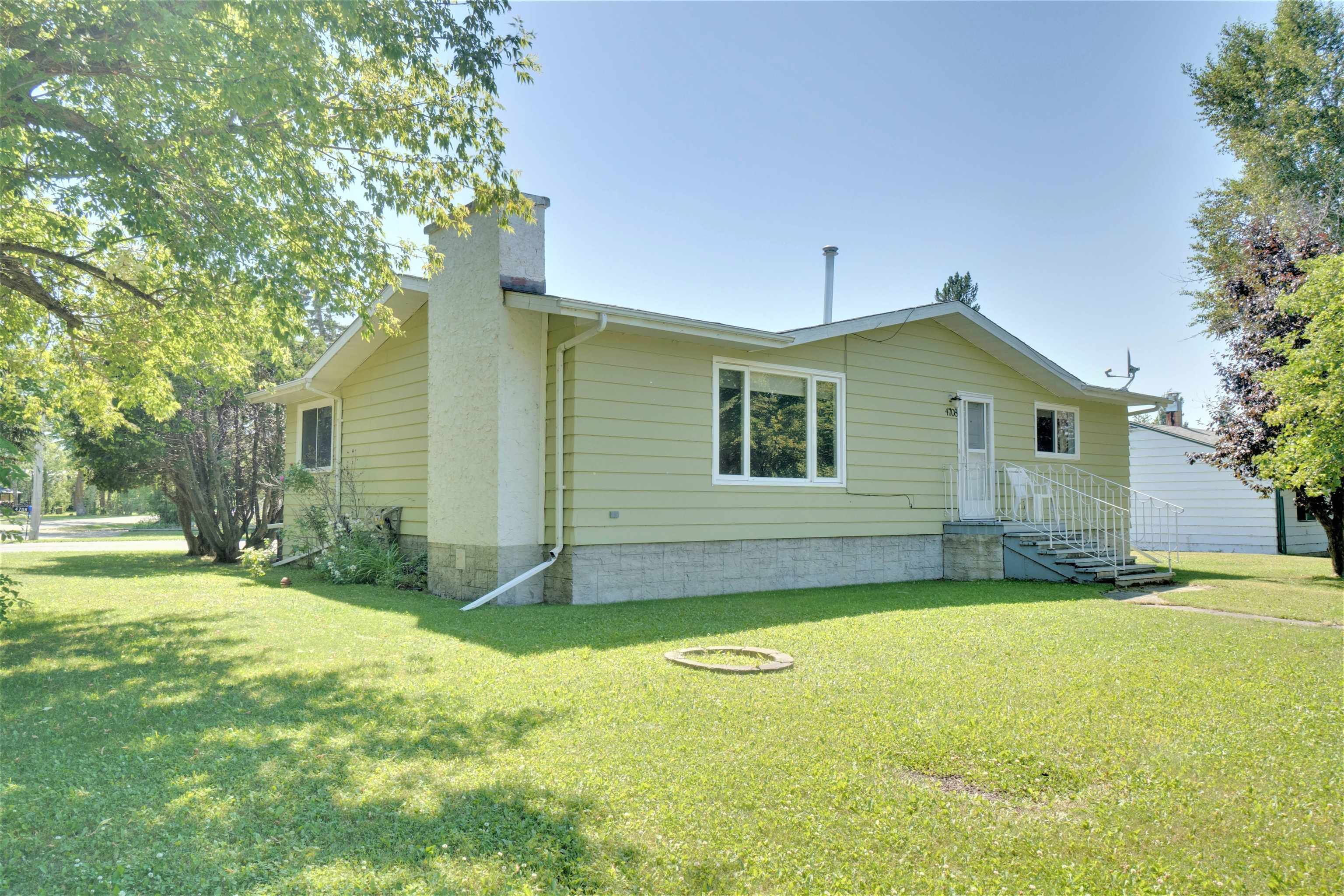 Main Photo: 4708 Boundary Road: Rural Lac Ste. Anne County House for sale : MLS®# E4307525