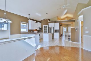 Photo 12: 51 Schooner Close NW in Calgary: Scenic Acres Detached for sale : MLS®# A2002198