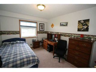 Photo 10: 25 NESBITT Avenue: Langdon Residential Detached Single Family for sale : MLS®# C3483969