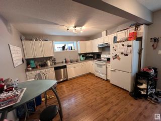 Photo 13: 9637 109A Avenue in Edmonton: Zone 13 House Duplex for sale : MLS®# E4384127