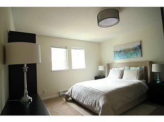 Photo 12: 401 1199 WESTWOOD Street in Coquitlam: North Coquitlam Condo for sale in "Lakeside Terrace" : MLS®# V1114678