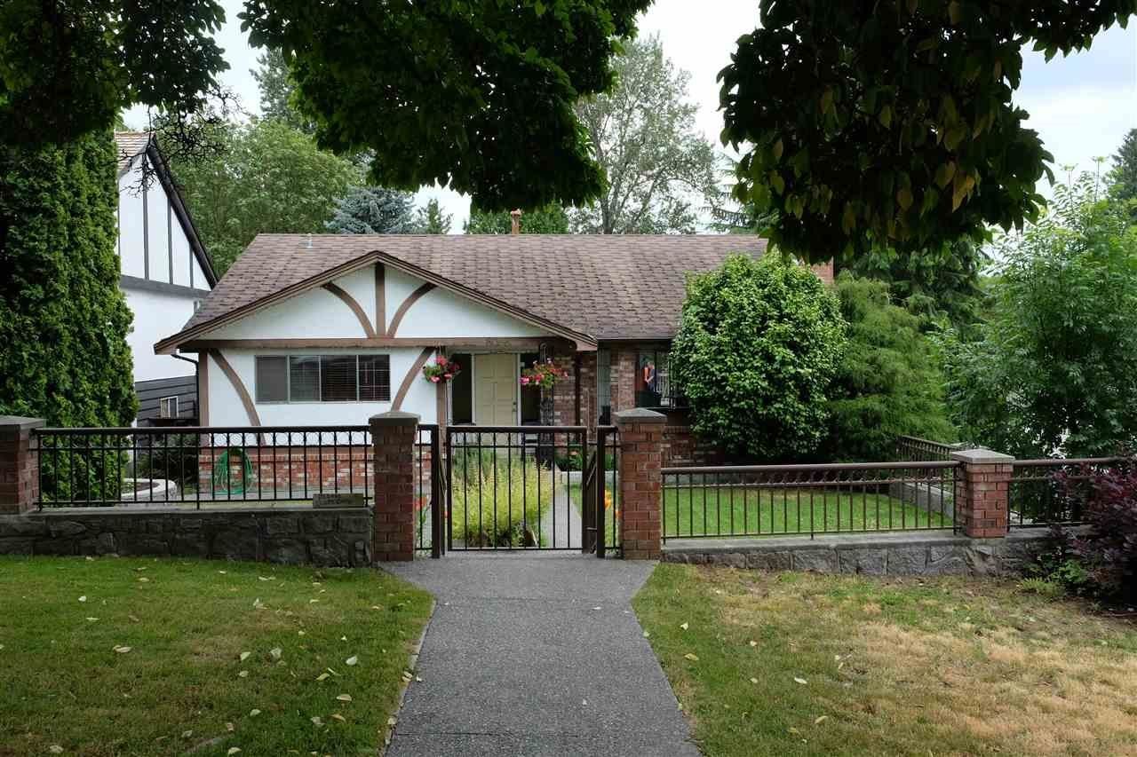 Main Photo: 8096 ELLIOTT Street in Vancouver: Fraserview VE House for sale (Vancouver East)  : MLS®# R2737476