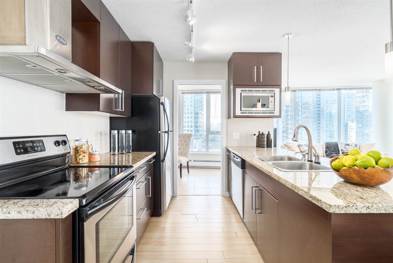 Main Photo: 1708 689 ABBOTT Street in Vancouver: Downtown VW Condo for sale (Vancouver West)  : MLS®# R2060973