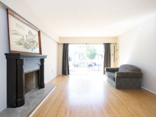 Photo 2: 2179 E 29TH Avenue in Vancouver: Victoria VE House for sale (Vancouver East)  : MLS®# R2105771