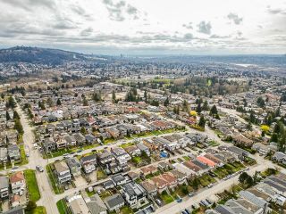 Photo 8: 37 GROSVENOR Avenue in Burnaby: Capitol Hill BN House for sale (Burnaby North)  : MLS®# R2862755