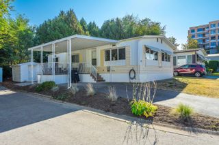 Photo 5: 39 13507 81 Avenue in Surrey: Queen Mary Park Surrey Manufactured Home for sale in "Park Boulevard Estates" : MLS®# R2727845