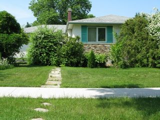 Photo 1: 354 Dalhousie Drive in Winnipeg: Fort Richmond Single Family Detached for sale (South Winnipeg)  : MLS®# 1414526