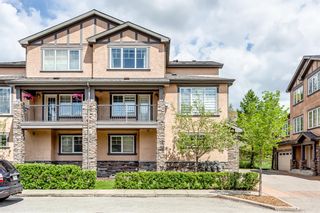Photo 2: 201 10 Discovery Ridge Hill SW in Calgary: Discovery Ridge Row/Townhouse for sale : MLS®# A1228099