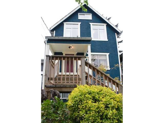 Main Photo: 4167 JOHN Street in Vancouver: Main House for sale (Vancouver East)  : MLS®# V826042