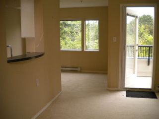 Photo 7: 412 55 BLACKBERRY Drive in New Westminster: Fraserview NW Condo for sale in "Queen's Park Place" : MLS®# R2204245