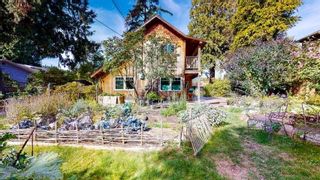 Photo 4: 668 FRANKLIN Road in Gibsons: Gibsons & Area House for sale in "The Bay Area" (Sunshine Coast)  : MLS®# R2876796