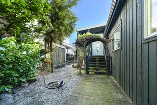 Photo 2: 1136 MATHERS Avenue in West Vancouver: Ambleside House for sale : MLS®# R2762588