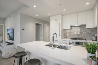 Photo 11: 410 118 CARRIE CATES COURT in North Vancouver: Lower Lonsdale Condo for sale : MLS®# R2762136