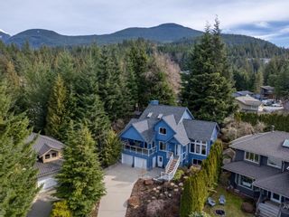 Main Photo: 2004 JAY Place in Squamish: Garibaldi Highlands House for sale in "THUNDERBIRD CREEK" : MLS®# R2860080