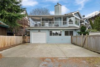 Photo 2: 332 ST. PATRICK'S Avenue in North Vancouver: Lower Lonsdale 1/2 Duplex for sale : MLS®# R2868188