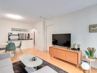 Photo 4: 1007 1238 MELVILLE Street in Vancouver: Coal Harbour Condo for sale (Vancouver West)  : MLS®# R2862163