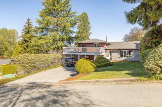 Photo 3: 5419 HEATHDALE Court in Burnaby: Parkcrest House for sale (Burnaby North)  : MLS®# R2570487