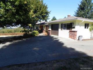 Photo 2: 4952 Topland Rd in COURTENAY: CV Courtenay City House for sale (Comox Valley)  : MLS®# 619851