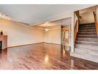 Photo 13: 462 REGAL Park NE in Calgary: Renfrew_Regal Terrace House for sale : MLS®# C4019650