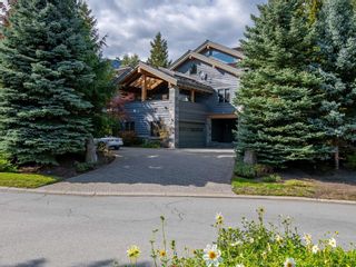 Photo 2: 8065 N NICKLAUS Boulevard in Whistler: Green Lake Estates House for sale in "Green Lake Estates" : MLS®# R2818752