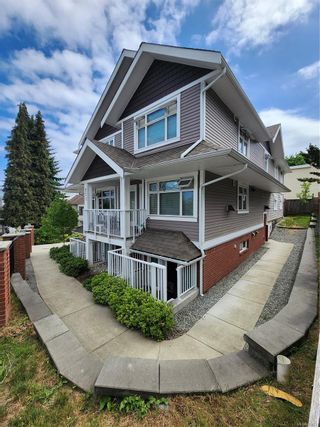 Photo 3: 571 Albert St in Nanaimo: Na Central Nanaimo Multi Family for sale : MLS®# 934531