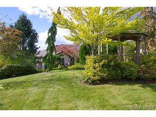 Photo 10: 11 126 Hallowell Rd in VICTORIA: VR Glentana Row/Townhouse for sale (View Royal)  : MLS®# 683848