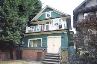 Photo 1: 732 E 10TH Avenue in Vancouver: Mount Pleasant VE Triplex for sale (Vancouver East)  : MLS®# R2401960