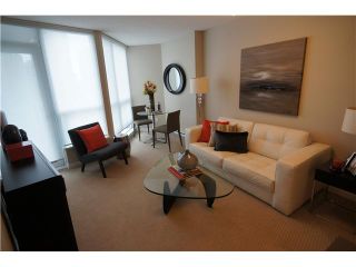 Photo 1: # 904 833 SEYMOUR ST in Vancouver: Downtown VW Condo for sale in "CAPITOL RESIDENCES" (Vancouver West)  : MLS®# V1022417