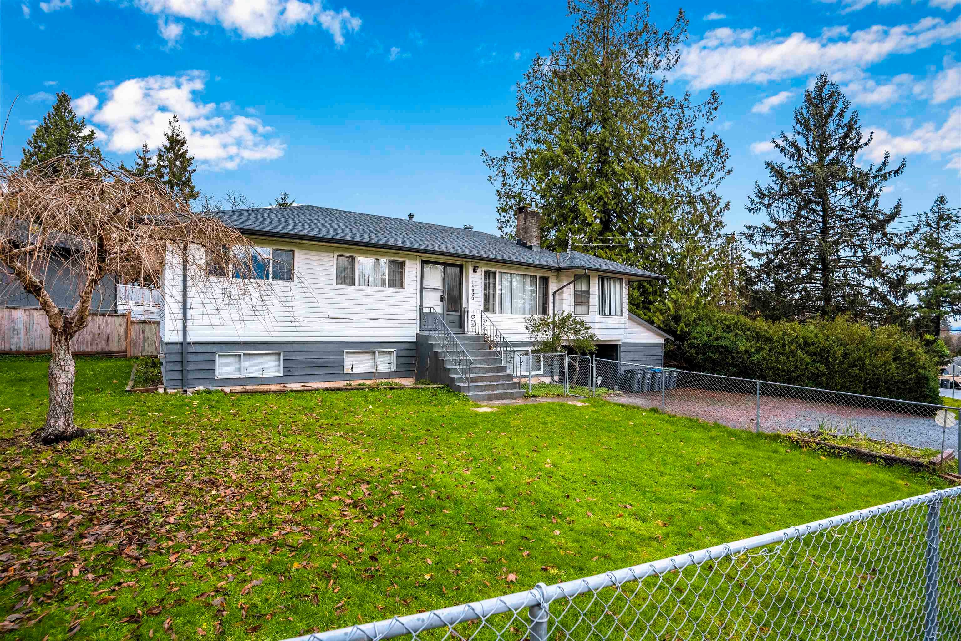 Main Photo: 14920 KEW Drive in Surrey: Bolivar Heights House for sale (North Surrey)  : MLS®# R2634440