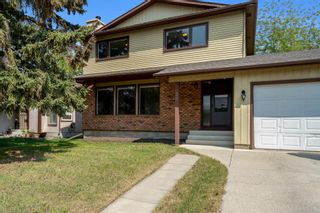 Photo 2: 32 Mckenna Road SE in Calgary: McKenzie Lake Detached for sale : MLS®# A2051938