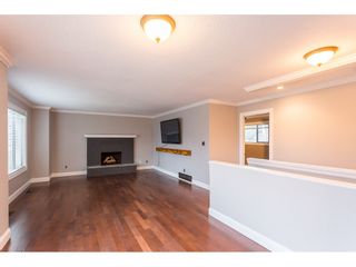 Photo 2: 33233 WHIDDEN Avenue in Mission: Mission BC House for sale : MLS®# R2424753