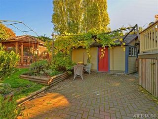 Photo 16: 1332 Carnsew St in VICTORIA: Vi Fairfield West House for sale (Victoria)  : MLS®# 744346