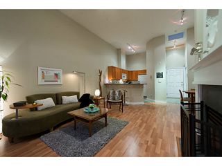 Photo 9: 404 131 W 3RD Street in North Vancouver: Lower Lonsdale Condo for sale in "Seascape Landing" : MLS®# V1044034