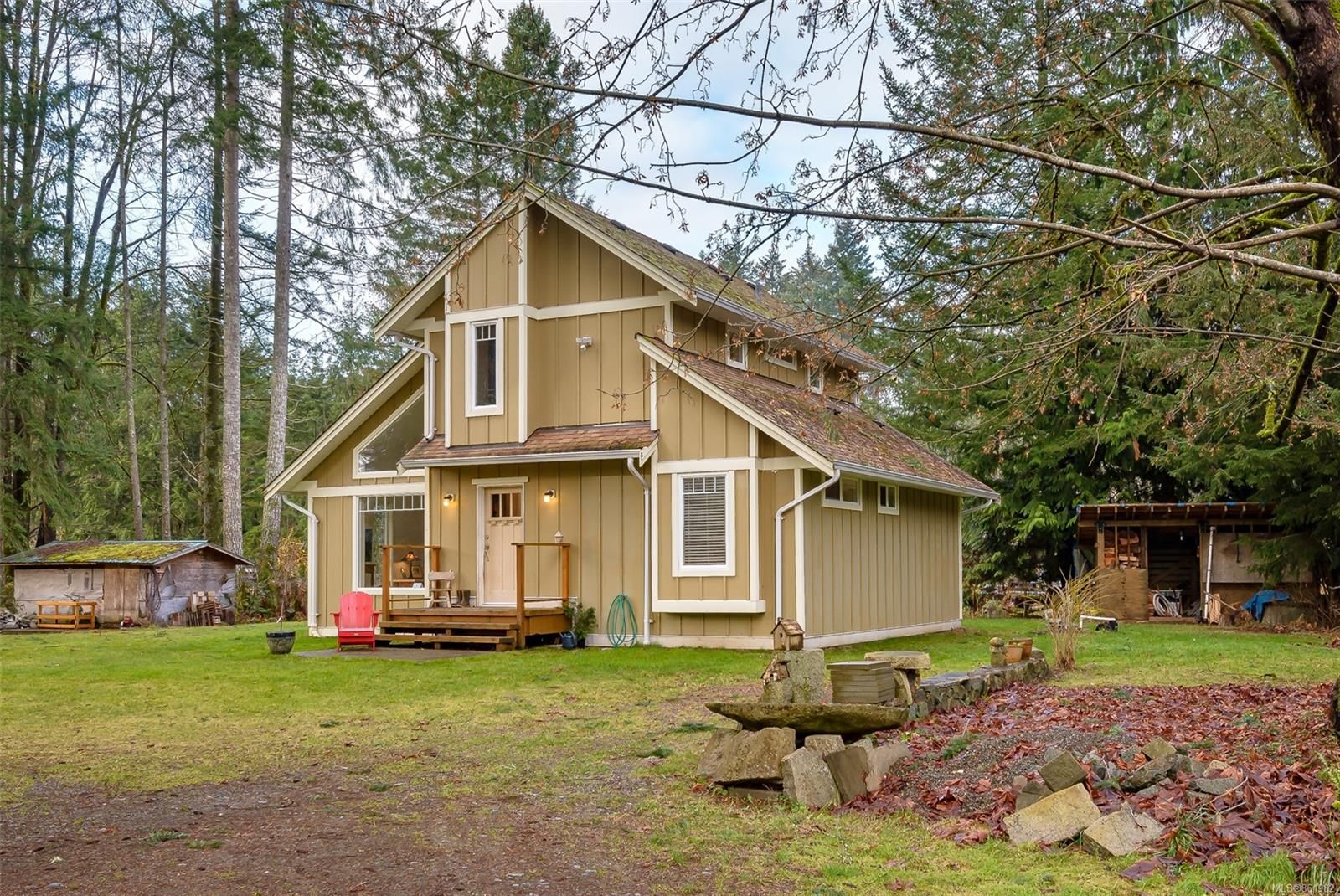 Main Photo: 4739 Wimbledon Rd in Campbell River: CR Campbell River South House for sale : MLS®# 861982