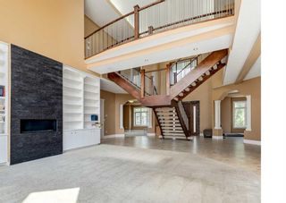 Photo 10: 21 Elveden Drive SW in Calgary: Springbank Hill Detached for sale : MLS®# A2069259